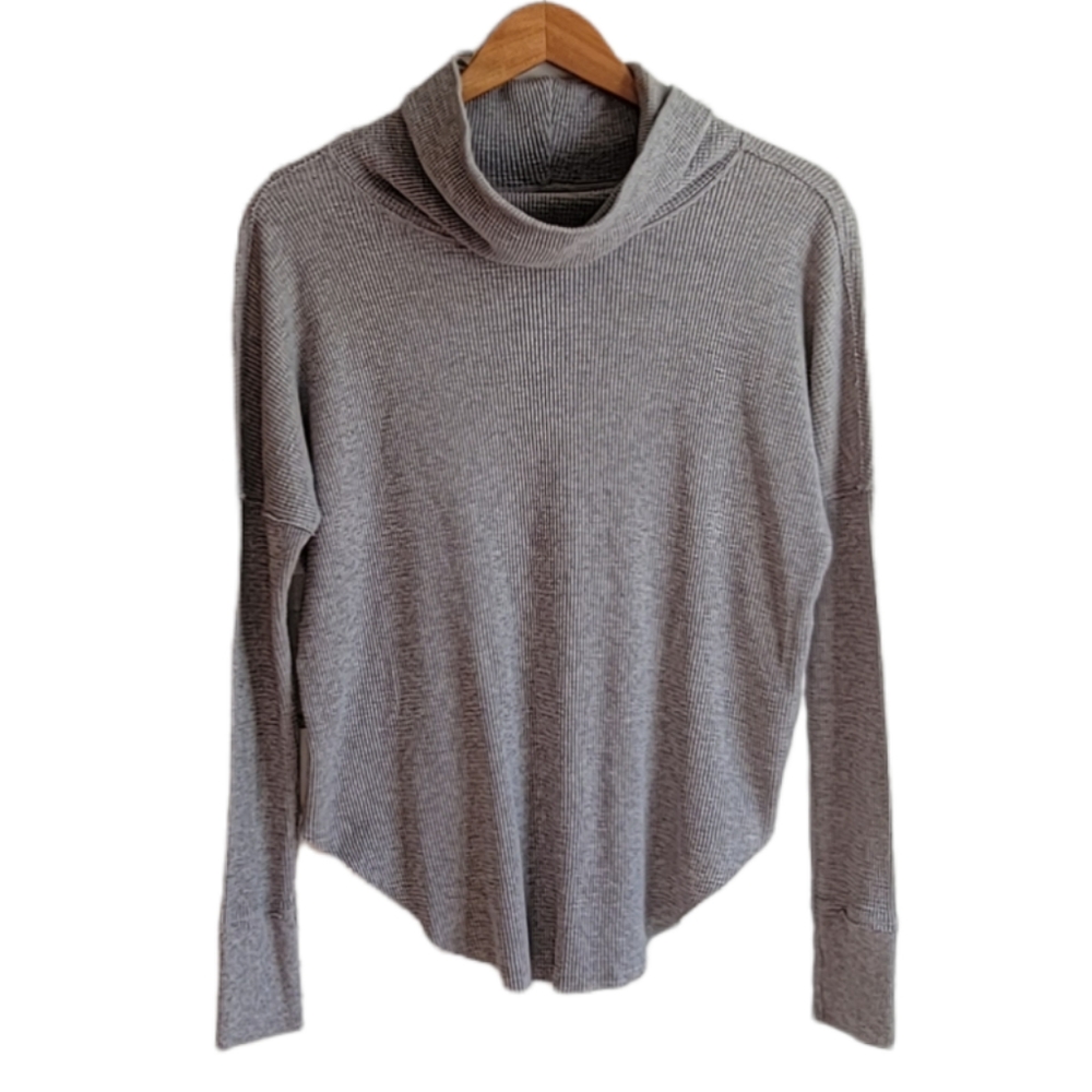 TNA by Aritzia Thermal Cowlneck Top Gray Small